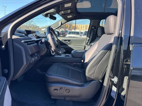 New 2025 GMC Sierra EV Denali image 19