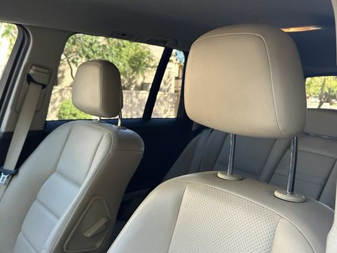 Used 2015 Mercedes-Benz GLK 350 2WD image 22