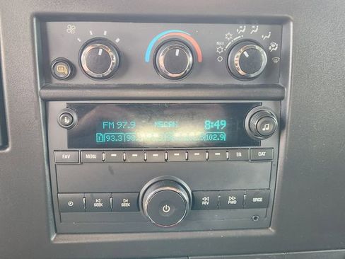 Used 2024 GMC Savana 2500 Work Van w/ Driver Convenience Package image 16