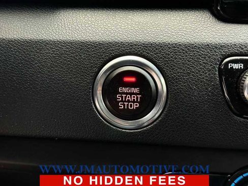 Used 2017 Kia Niro LX image 33