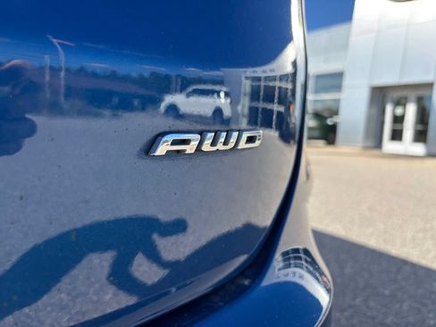 Used 2023 Ford Edge SEL w/ Convenience Package AWD/4WD image 9