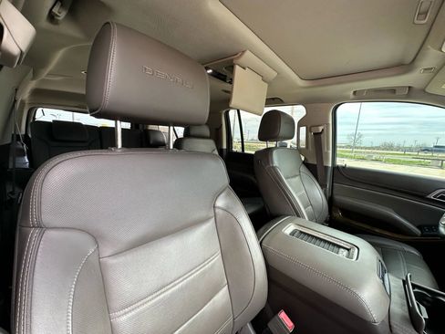 Used 2016 GMC Yukon XL Denali w/ Open Road Package image 21