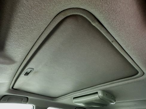 Used 2010 Toyota RAV4 Limited image 26