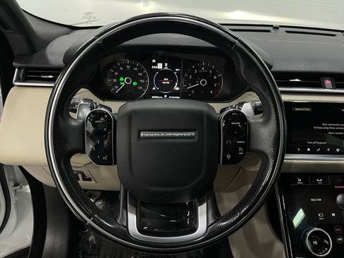 Used 2020 Land Rover Range Rover Velar R-Dynamic S AWD/4WD image 18