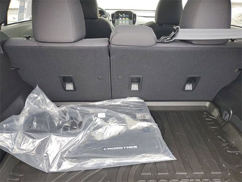 Certified 2025 Subaru Crosstrek 2.0i Premium image 8