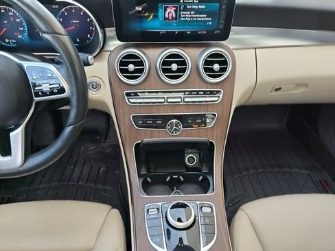 Used 2021 Mercedes-Benz C 300 4MATIC Sedan image 33