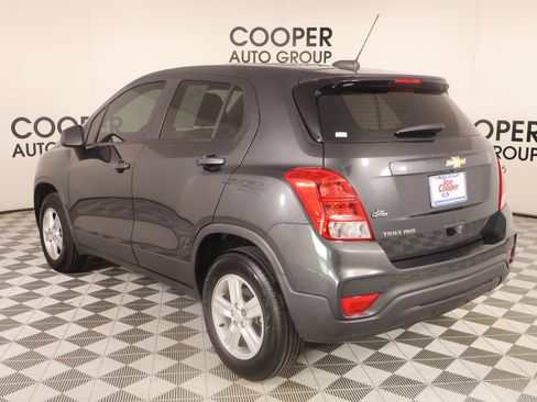 Used 2019 Chevrolet Trax LS AWD/4WD image 21