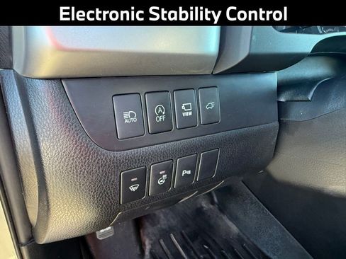 Used 2019 Toyota Highlander Limited Platinum image 13