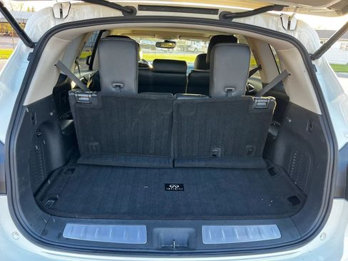 Used 2019 INFINITI QX60 Luxe w/ Essential Package image 9