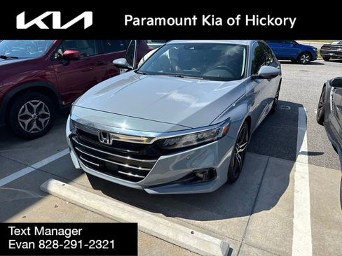 Used 2021 Honda Accord Touring image 1