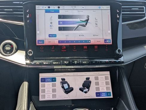 New 2025 Jeep Grand Wagoneer Series II Obsidian w/ Quick Order Packagew 28T image 15