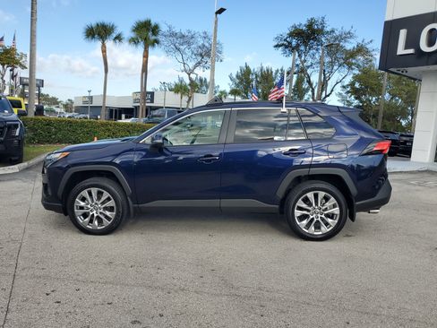 Used 2025 Toyota RAV4 XLE Premium image 8