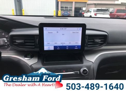 Used 2020 Ford Explorer XLT w/ Comfort Package image 18