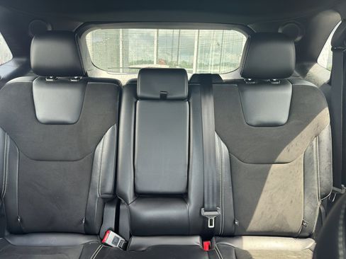 Used 2019 Ford Edge ST w/ Equipment Group 401A AWD/4WD image 9