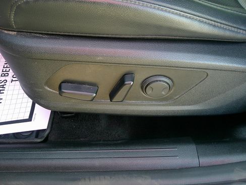 Used 2024 Kia Sportage EX image 10