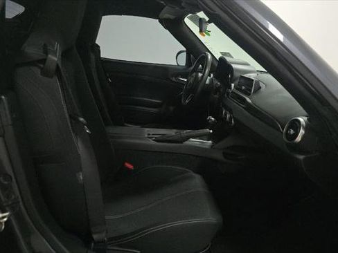 Used 2018 FIAT 124 Spider Classica image 12