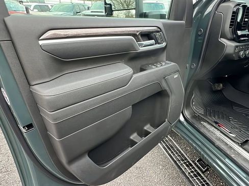 New 2026 Chevrolet Silverado 2500 LTZ w/ LTZ Convenience Package image 11