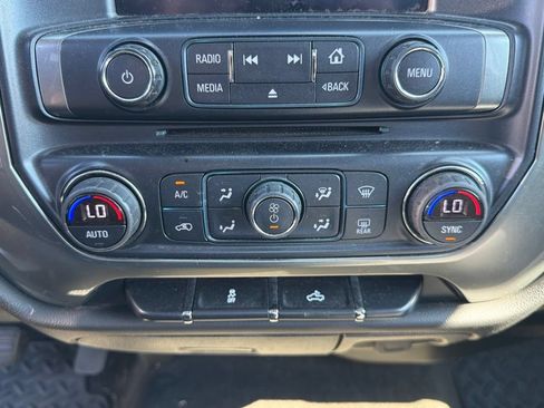 Used 2018 Chevrolet Silverado 1500 LT w/ All Star Edition AWD/4WD image 20