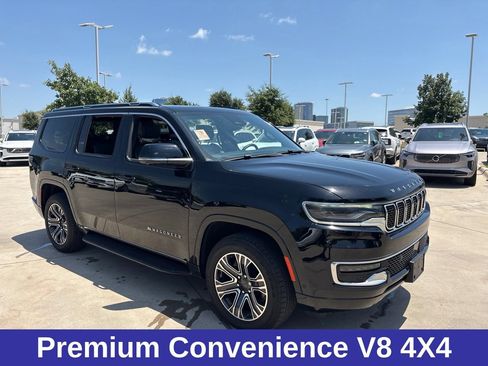 Used 2023 Jeep Wagoneer 4WD w/ Premium Group I image 3