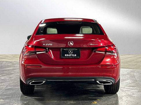 Used 2021 Mercedes-Benz A 220 4MATIC image 4