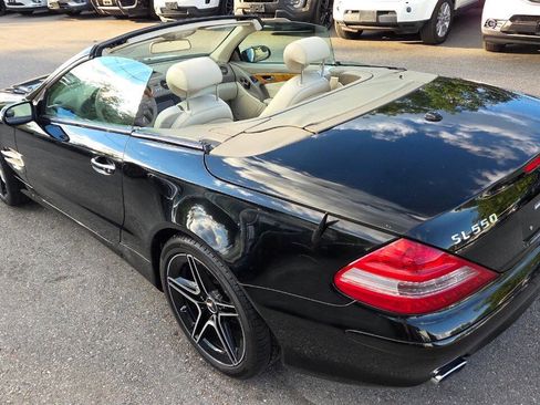 Used 2008 Mercedes-Benz SL 550 image 11