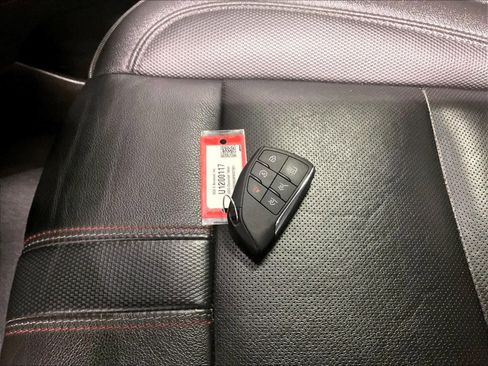 Used 2023 Chevrolet Tahoe RST image 32