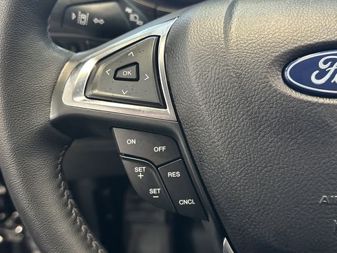 Used 2024 Ford Edge SEL w/ Convenience Package image 36