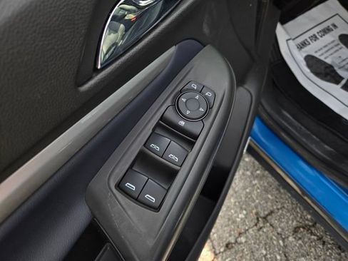 Used 2022 Chevrolet Bolt EUV Premier w/ Launch Edition FWD image 13