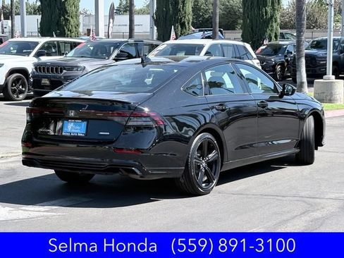 Used 2025 Honda Accord Sport image 5