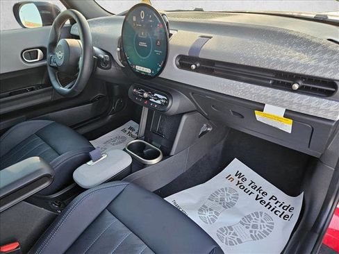 Used 2025 MINI Cooper 2-Door Hardtop FWD image 20