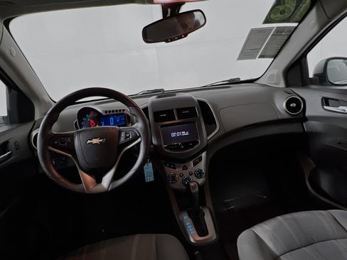 Used 2016 Chevrolet Sonic LT image 29