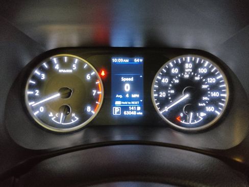 Used 2020 Nissan Sentra S FWD image 23
