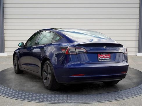 Used 2023 Tesla Model 3 Standard Range RWD image 5