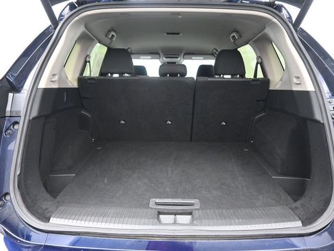 Used 2025 Nissan Rogue SV AWD/4WD image 29