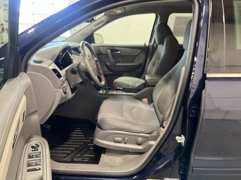 Used 2017 Chevrolet Traverse LT AWD/4WD image 28