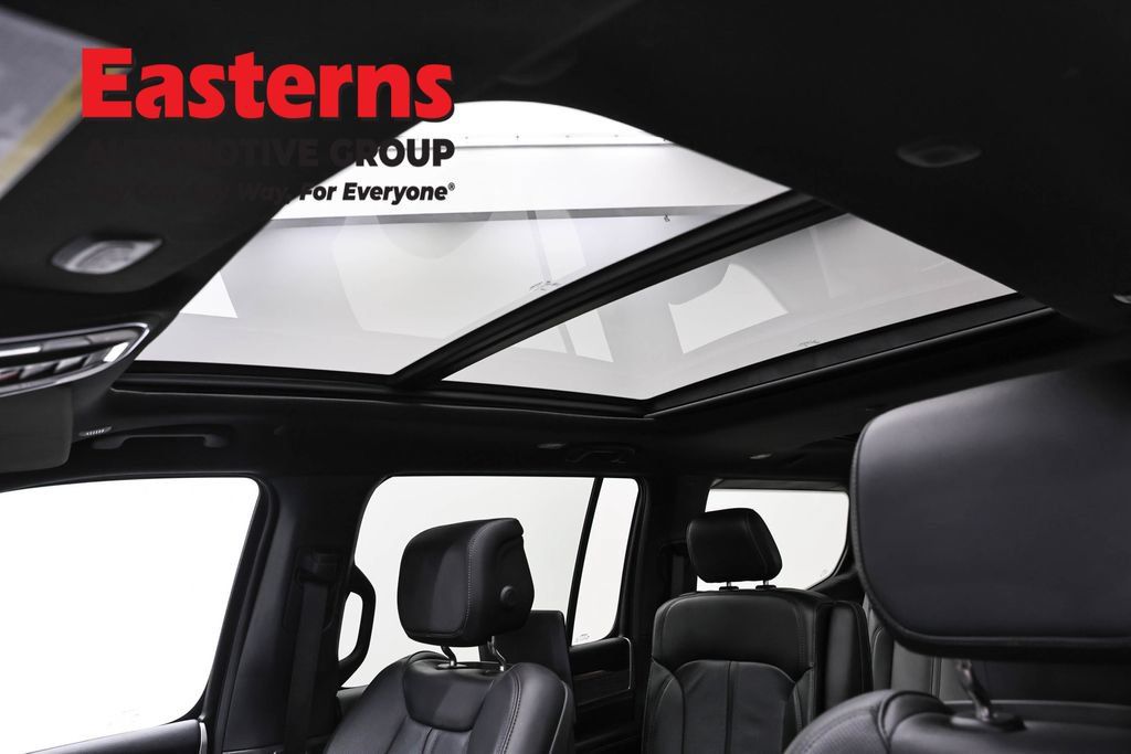 Used 2024 Jeep Wagoneer Series III w/ Premium Group I AWD/4WD image 40