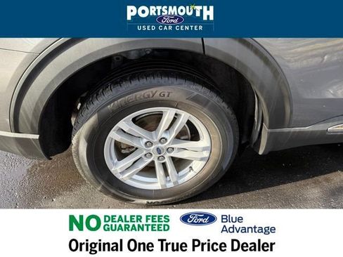 Used 2022 Ford Explorer XLT w/ Equipment Group 202A image 34