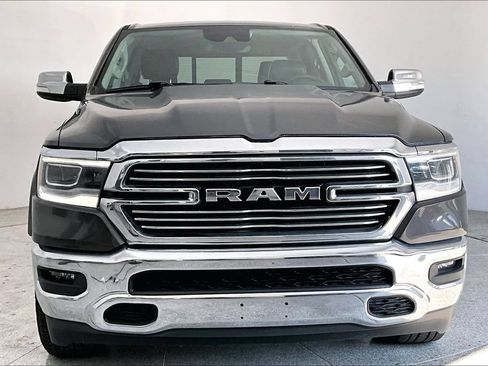 Used 2022 RAM 1500 Laramie AWD/4WD image 3