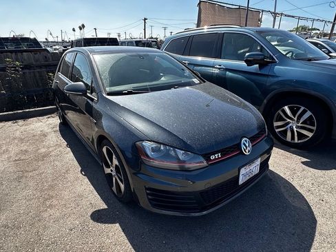 Used 2015 Volkswagen GTI SE FWD image 14