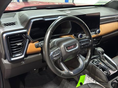 Used 2023 GMC Canyon AT4 image 17