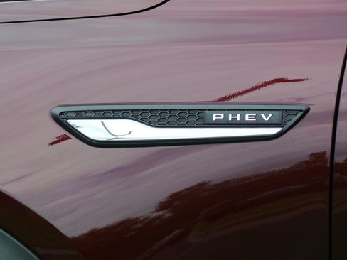 Certified 2024 MAZDA CX-90 Plug-In Hybrid w/ Premium Pkg AWD/4WD image 22