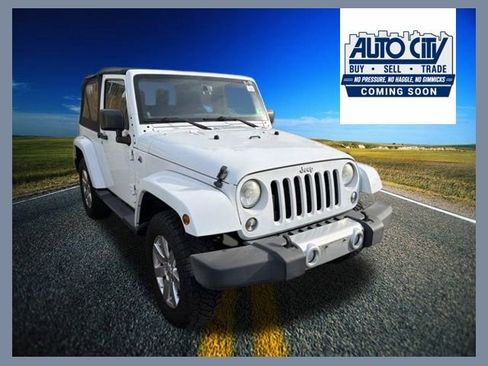 Used 2014 Jeep Wrangler Sahara w/ Connectivity Group AWD/4WD image 1