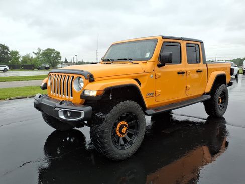 Used 2021 Jeep Gladiator Overland w/ Popular Equipment Package AWD/4WD image 3