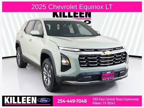 Used 2025 Chevrolet Equinox LT FWD image 1