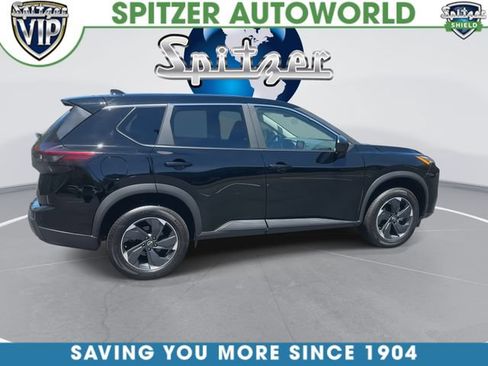 Used 2025 Nissan Rogue SV AWD/4WD image 10