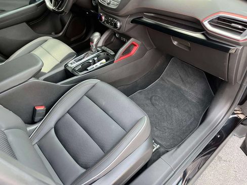 Certified 2022 Chevrolet TrailBlazer RS FWD image 21