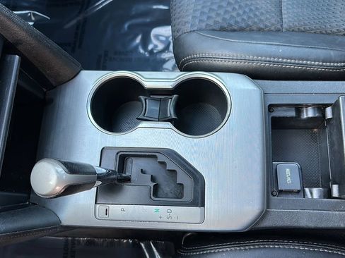 Used 2012 Toyota Camry SE image 35