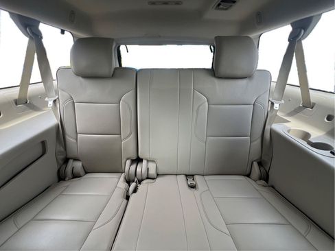 Used 2019 GMC Yukon XL Denali w/ Denali Ultimate Package AWD/4WD image 12