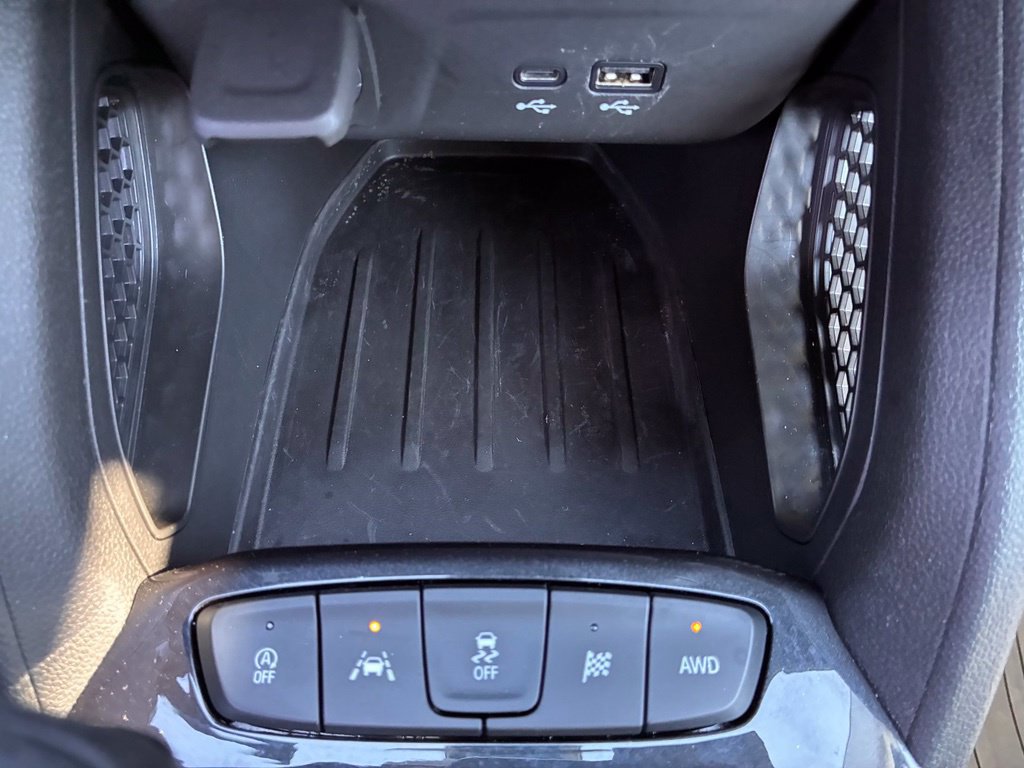 Used 2024 Chevrolet TrailBlazer LS AWD/4WD image 35