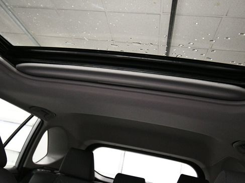 Certified 2022 Toyota RAV4 XLE image 19